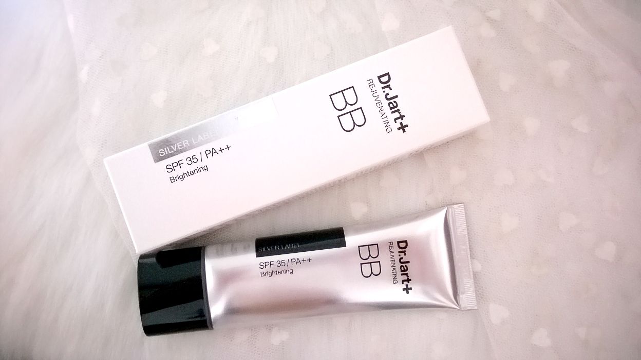 bb霜和ee霜有什么区别,bb霜和遮盖霜的区别