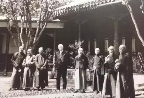 耗时40年，花费300万购置千件中华*物文**，这个美国人偏要捐给中国