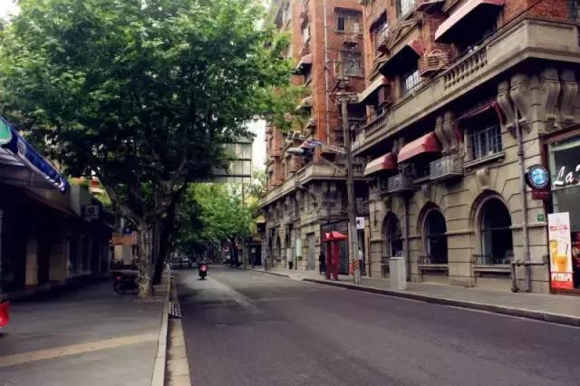 耗时40年，花费300万购置千件中华*物文**，这个美国人偏要捐给中国