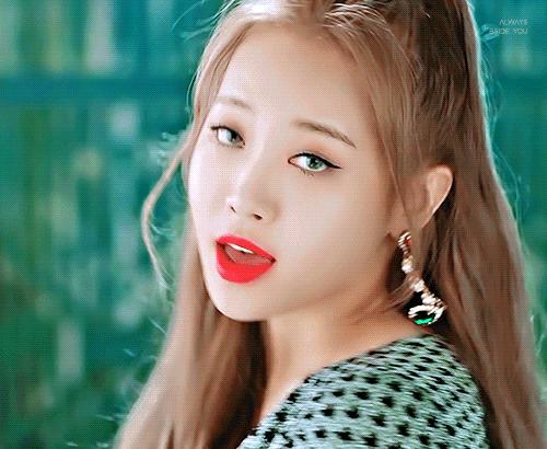 美瞳对眼睛的伤害,多久戴一次美瞳对眼睛伤害小