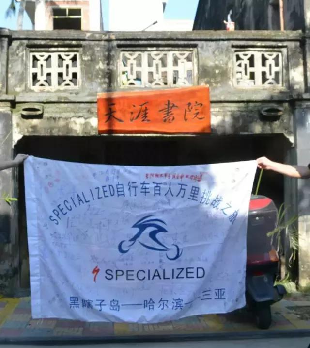 走十步就是大海，三亚这个被无数人错过的小镇，才是真正的天涯！