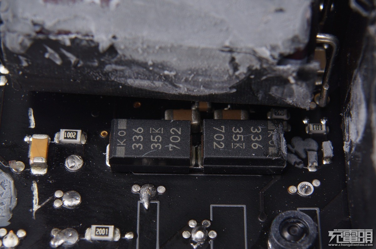 有没有仿的很真的苹果充电器,贫穷限制了我的想象力动画