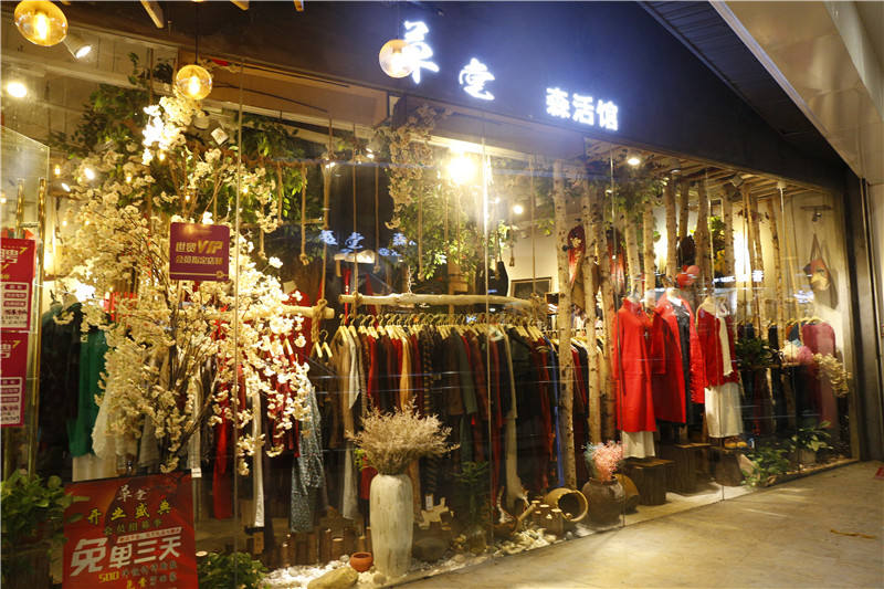 连单率80%以上，3小时卖8万，这家店告诉我们什么？