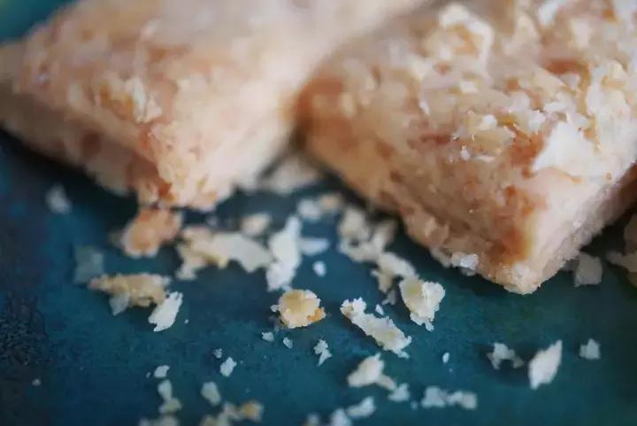 关于咸蛋黄的网红零食,上瘾的卤味零食