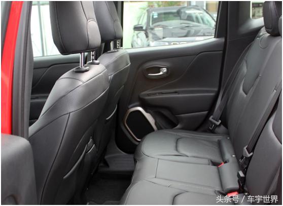 全新jeep自由侠个性十足价格走心,jeep自由侠深度解析