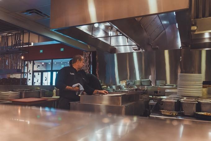 鍐呭崕杈惧窞鑻辨枃姝屾洸,鍐呭崕杈惧窞鐨勬瓕