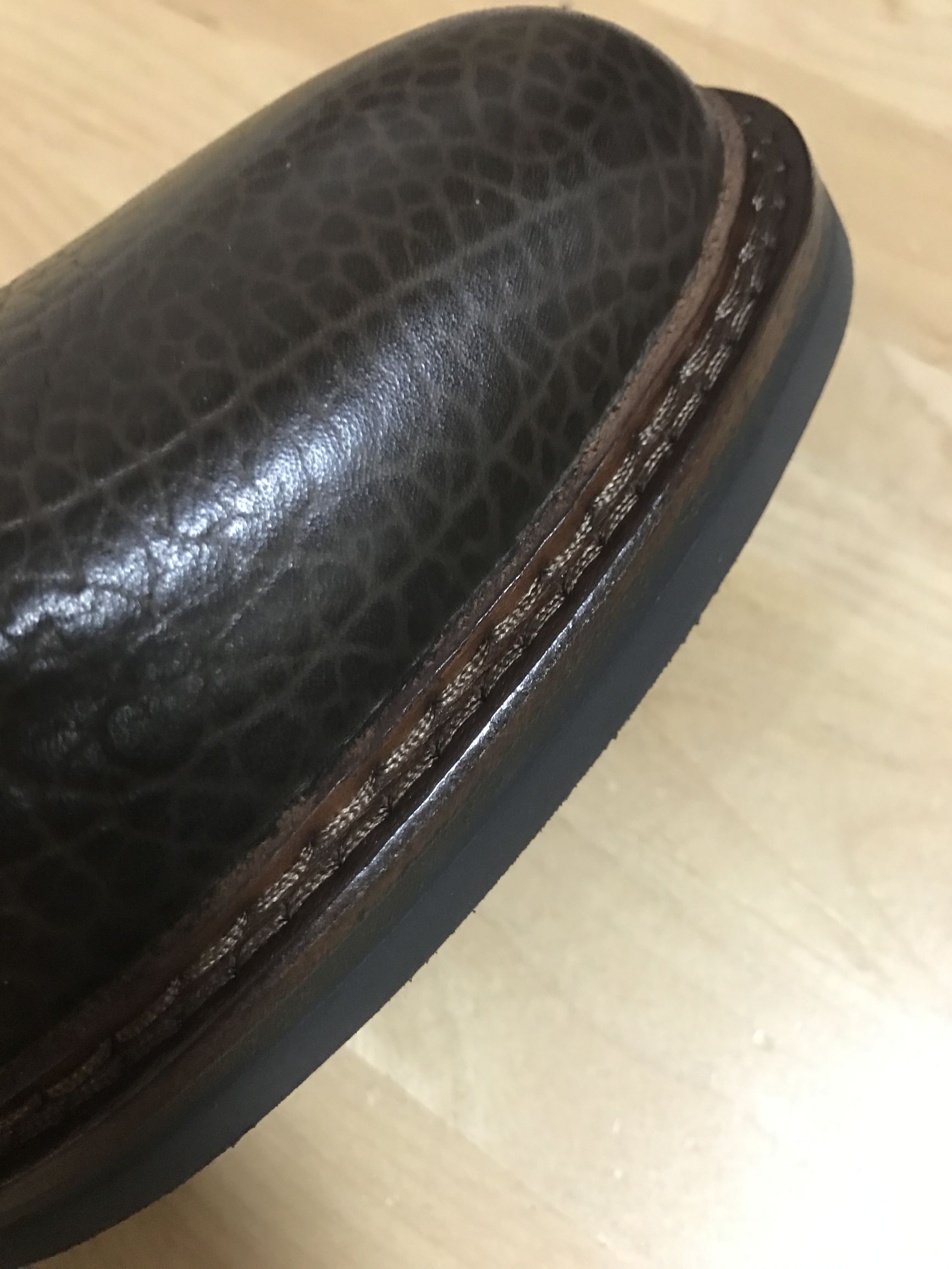 休闲皮鞋哪个牌子性价比高,什么牌子的休闲皮鞋好