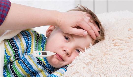 育儿专家宝宝呕吐怎么办,小宝贝恶心吐是怎么回事