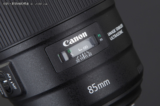 佳能70-200和85哪个拍人像好,佳能851.8镜头测评