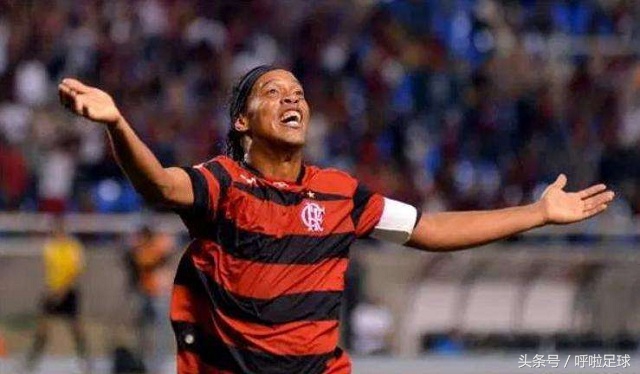 小罗绝技牛尾巴,小罗圆月弯刀