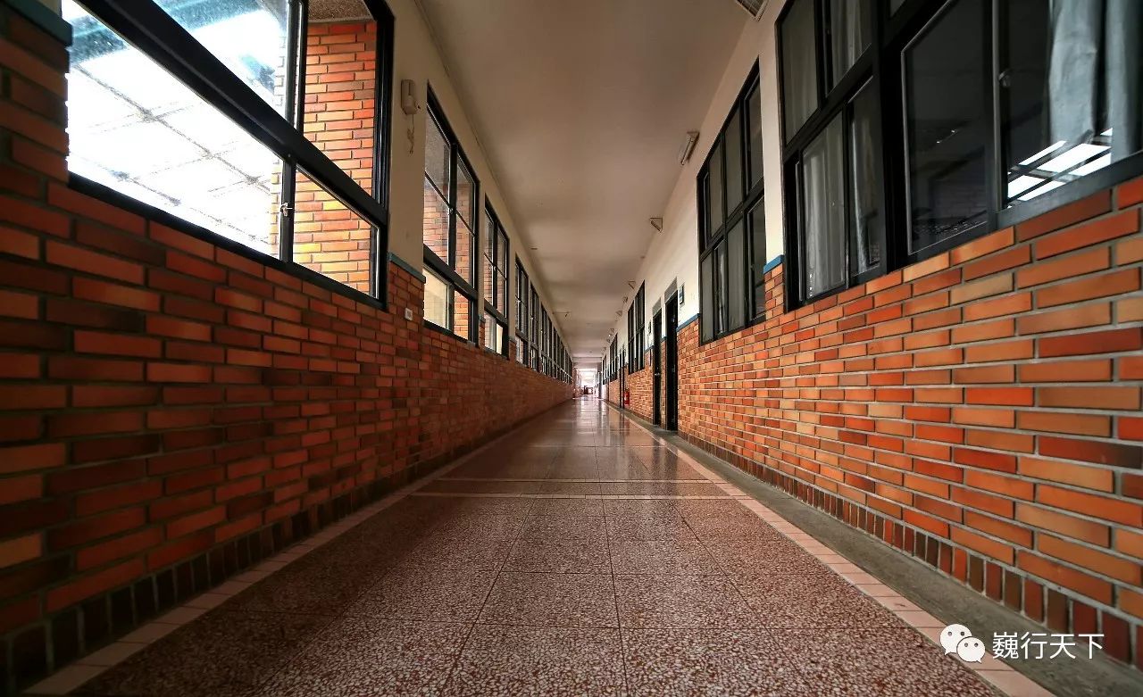 这所大学很特别,来的人都会找到逝去的校园爱情故事