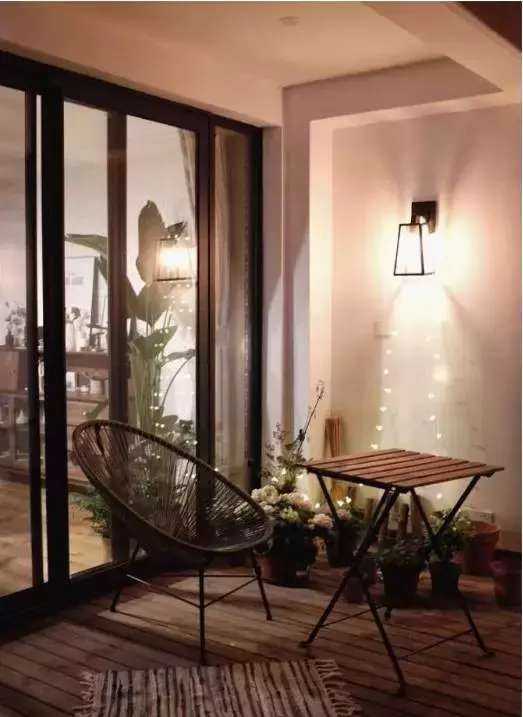 爱种花的姑娘,爱养花的女人都想把生活过的精致