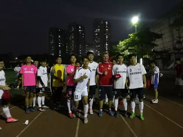 深圳拜仁足校,深圳拜仁足球学校