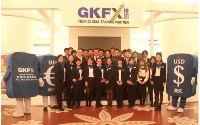 看遍星辰大海走尽世间繁华,看遍星辰大海歌曲