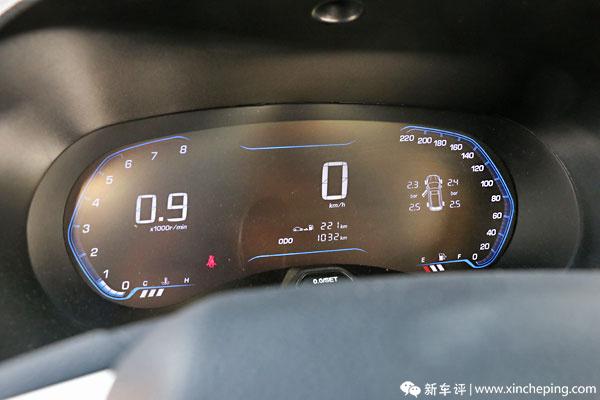 21年宏光s3顶配,宏光s3极光银