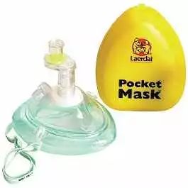 足球比赛前热身与补水,每日足球比赛资讯