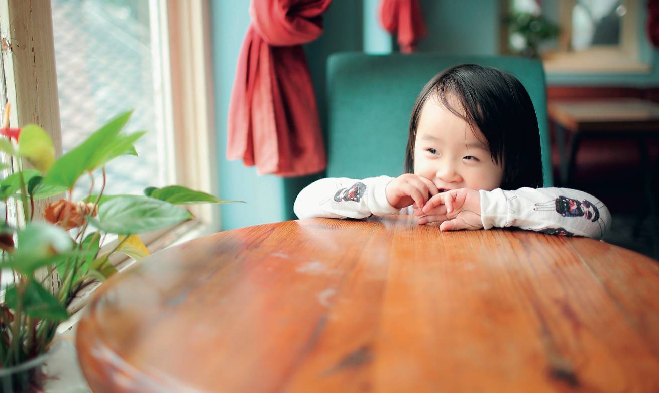 佳能eos100d摄影入门,佳能70d最佳镜头搭配拍儿童摄影