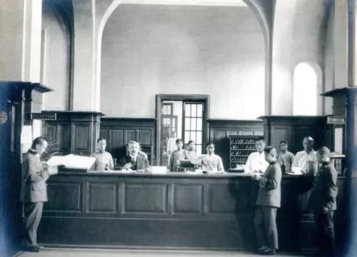 走一起去看车展,中国最贵的拍卖作品