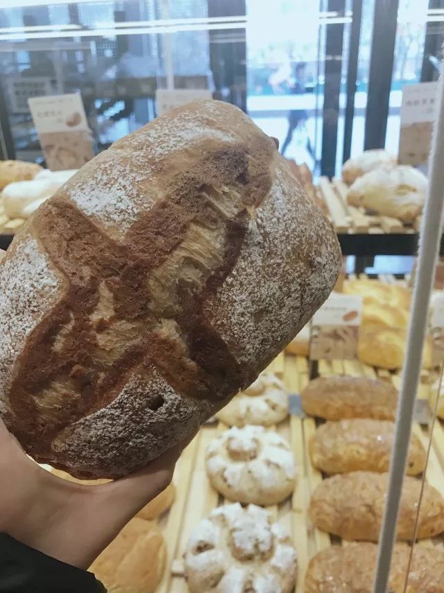 网红柔软拉丝的面包测评,q弹软糯会爆浆的面包测评