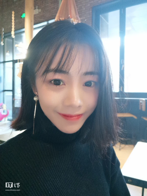 美图v6口碑,美图v6测评充电器