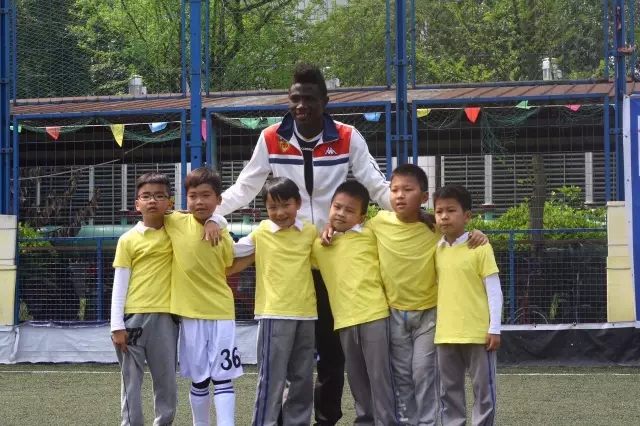 亲子足球如何开展,足球公益课亲子