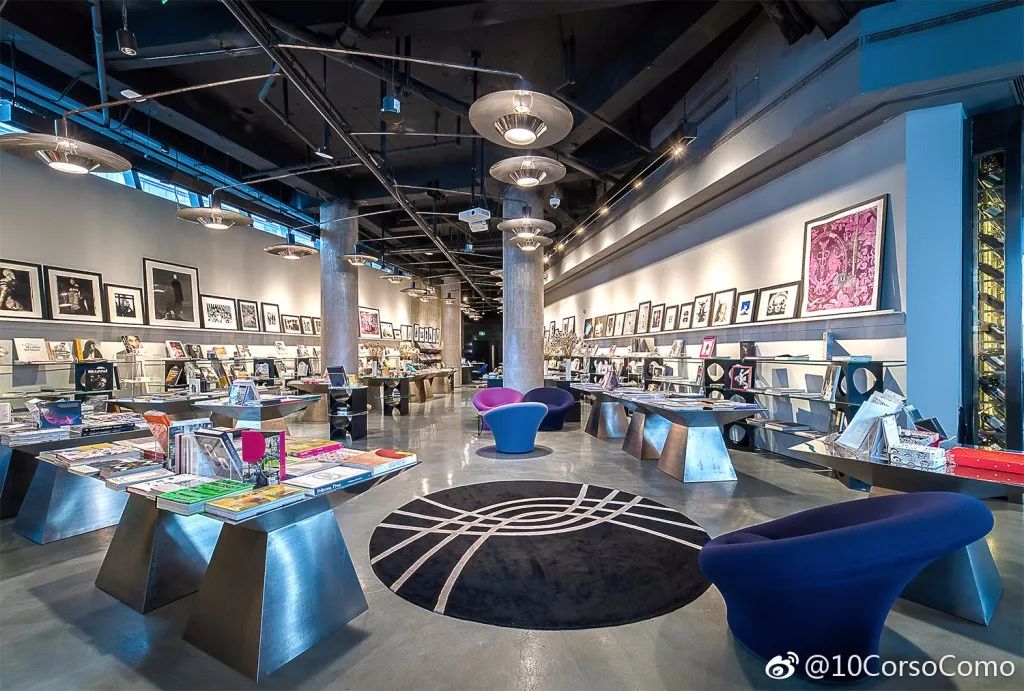 这家店在关门大吉之前YSL还专门为它推出性玩具！连GD也经常去逛~