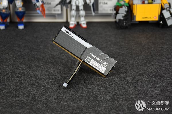 迟来的AMDRYZEN1700XCPUASRock华擎B350ITX主板