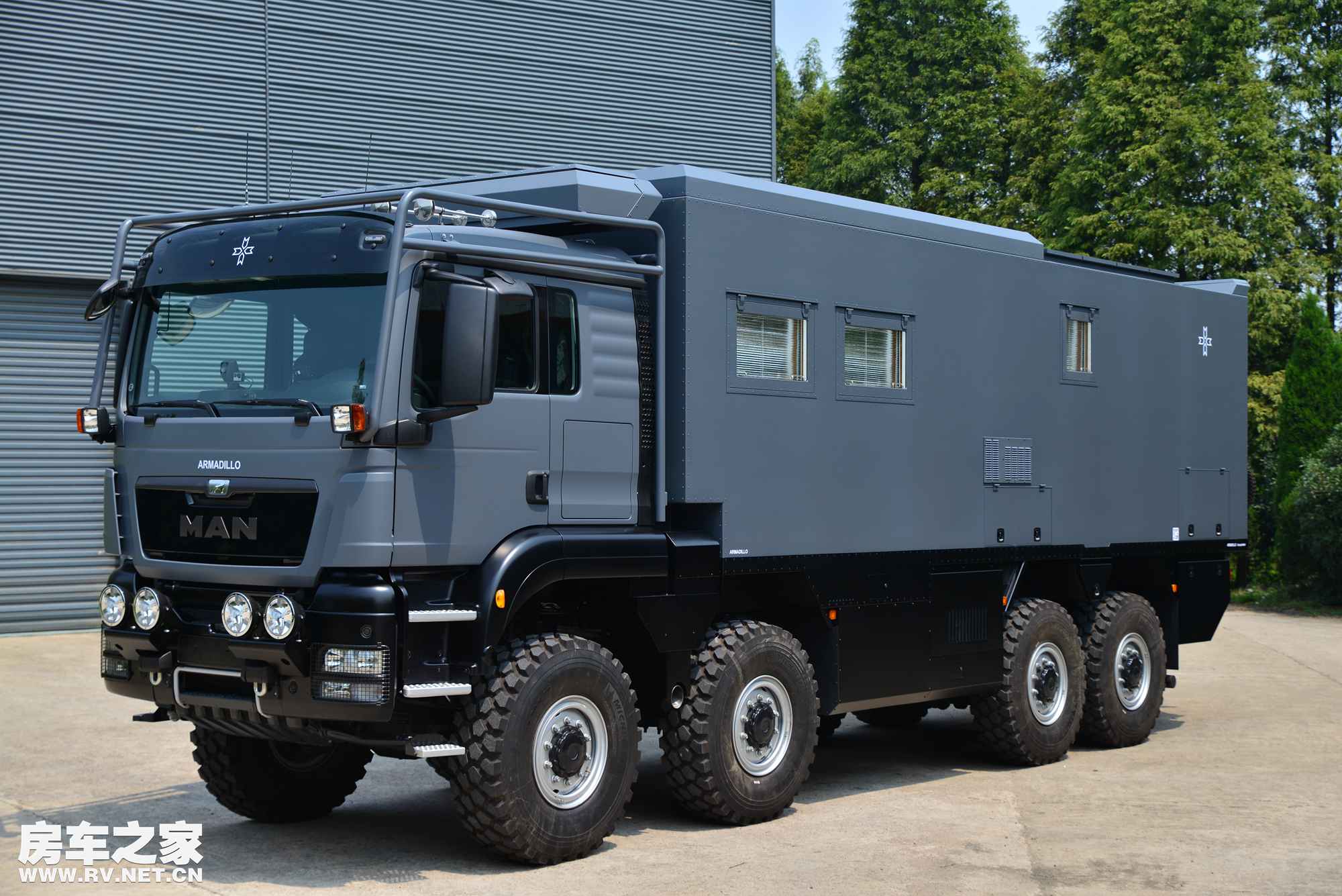 阿莫迪罗6x6征服者越野房车 (阿莫迪罗征服者8x8越野房车自驾游)