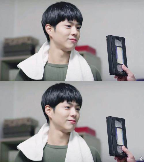 张根硕和汤唯,张栋梁和韩国哪个明星最像