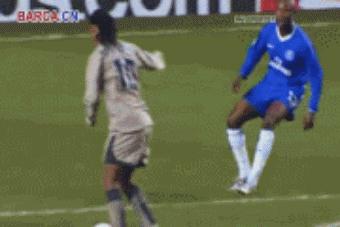 足球精灵小罗巅峰,小罗足球场上唯一的精灵