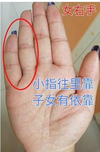 无论男女出此纹子女必定聪慧过人只是与母缘分薄，小不亲，大争吵