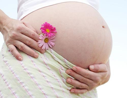 孕妈妈宫缩会影响宝宝什么,孕妈妈宫缩时腰酸