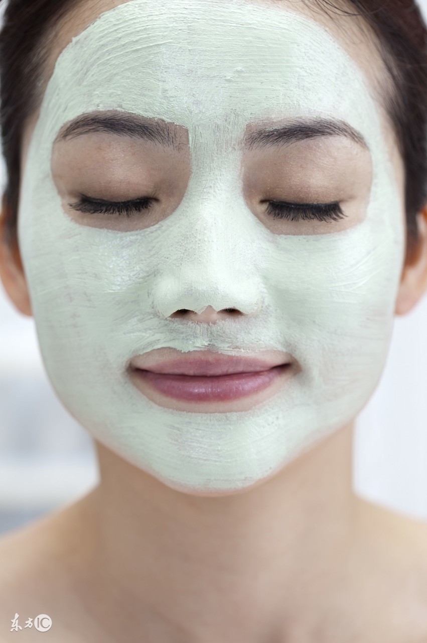 毛孔粗大护肤攻略,缩小毛孔的护肤步骤