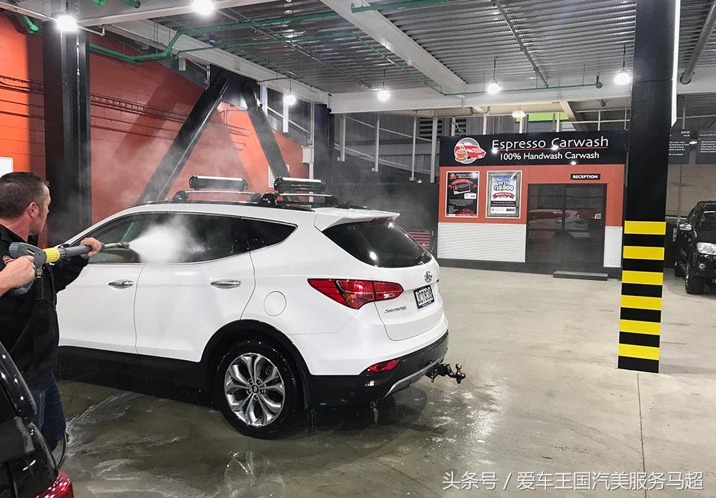 车库洗车店效果图,地下车库高端洗车店装修设计