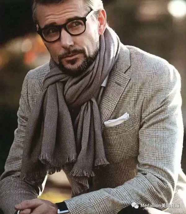 这个冬天围巾戴对了，你也可以成为“芳心纵火犯”