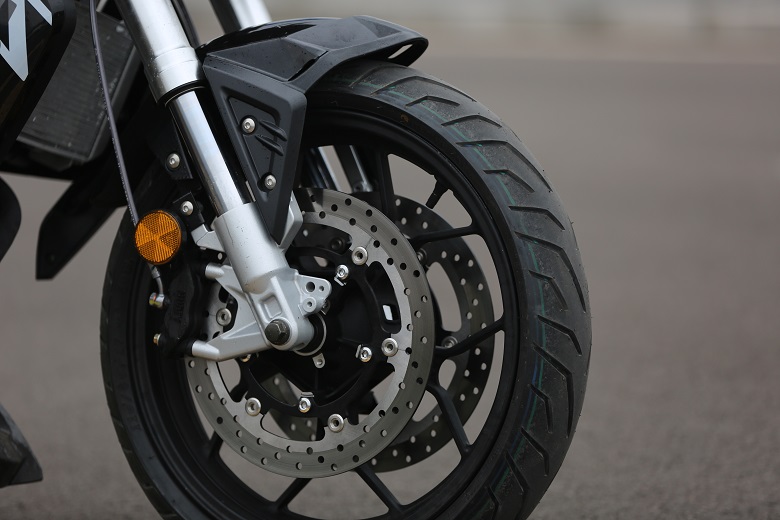 新感觉250双缸二手多少钱,新感觉双缸250摩托车推荐