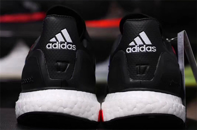 阿迪达斯adidas最新款三叶草,adidas阿迪达斯大男童鞋子