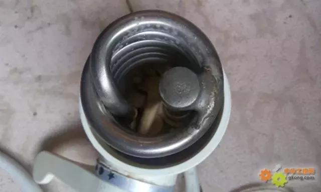 两三招带你认识电热水龙头的内部结构，快速维修电热水龙头故障