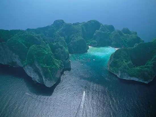 去泰国带哪些东西回去比较划算,来泰国必买什么产品