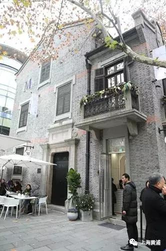 甜蜜的LadyM来到新天地,今后约在世界唯一包间!