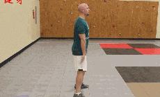 髌骨软化会膝前疼吗,膝前髌骨疼