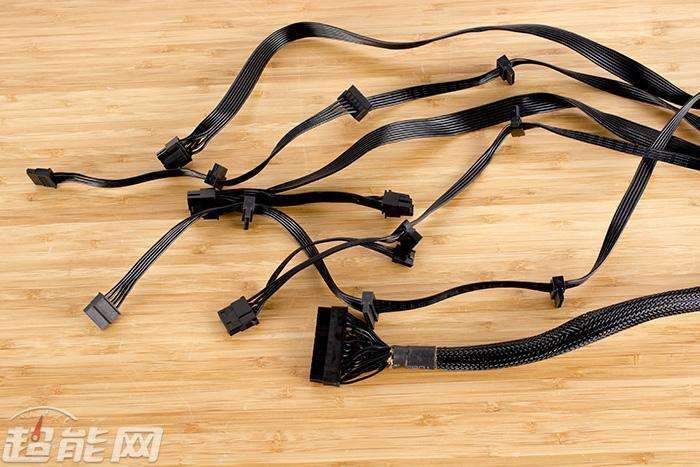 酷冷至尊mwe550v2电源怎么样,酷冷至尊v550全模组金牌电源评测