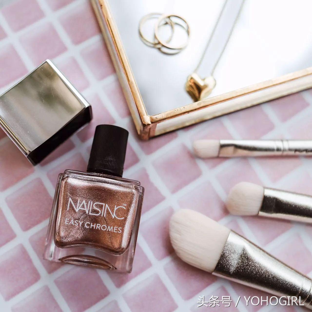 最近买了几本杂志,只是为了附录的化妆赠品!