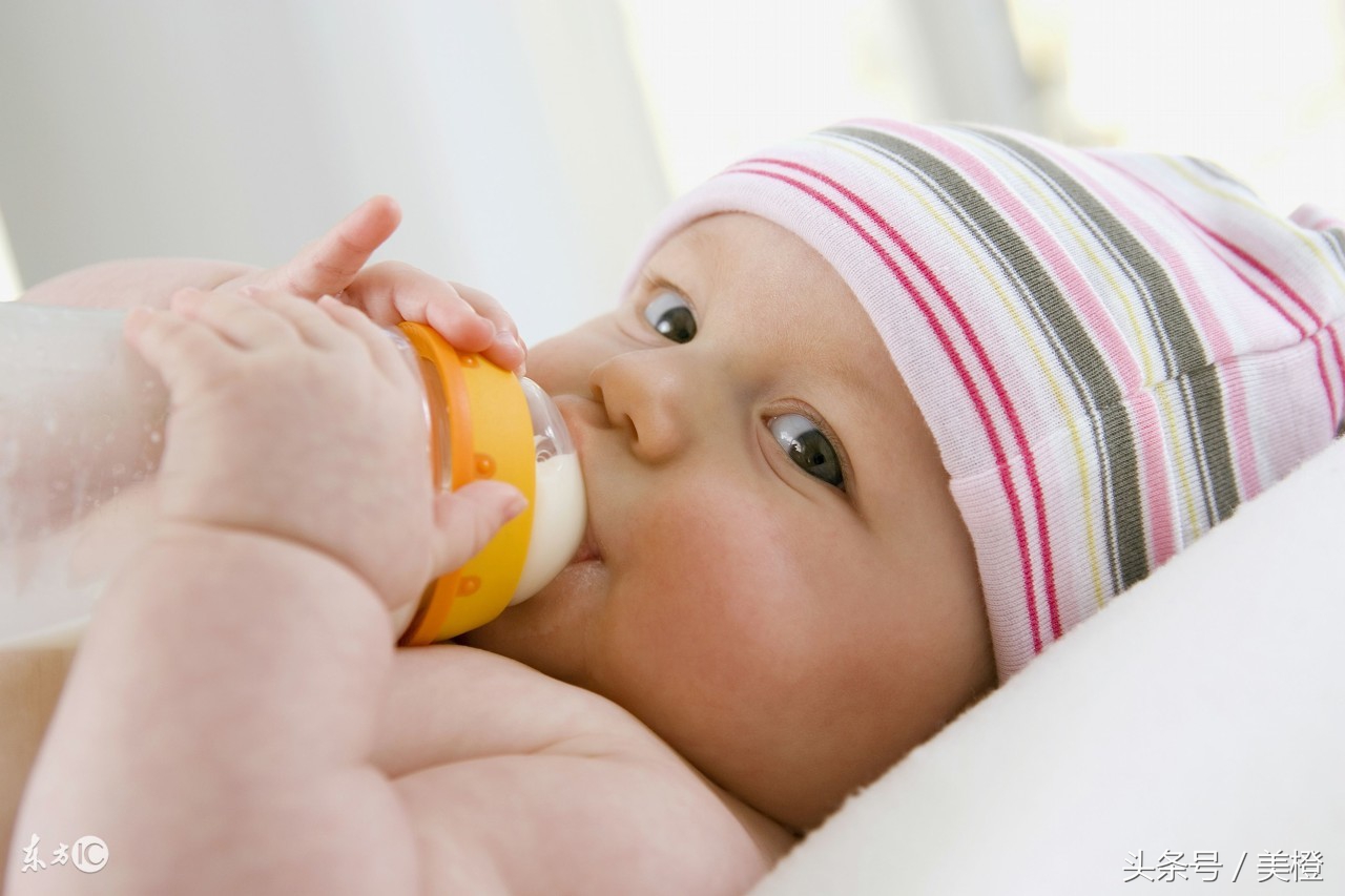 宝宝不认奶瓶奶粉怎么办,宝宝不认奶嘴怎么解决