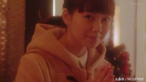 大衣的扣子怎么看上档次,大衣没有扣子怎样加扣子