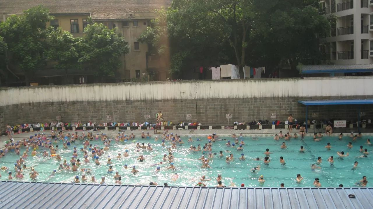 川外成都学院重庆,一个魔幻的佛系女子学院