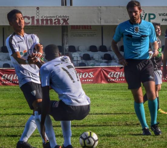 诡异任意球中超,国足诡异乌龙球韦世豪