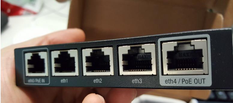 就爱非主流，从MikroTik到UBNT，入手EdgeMAXER-X！