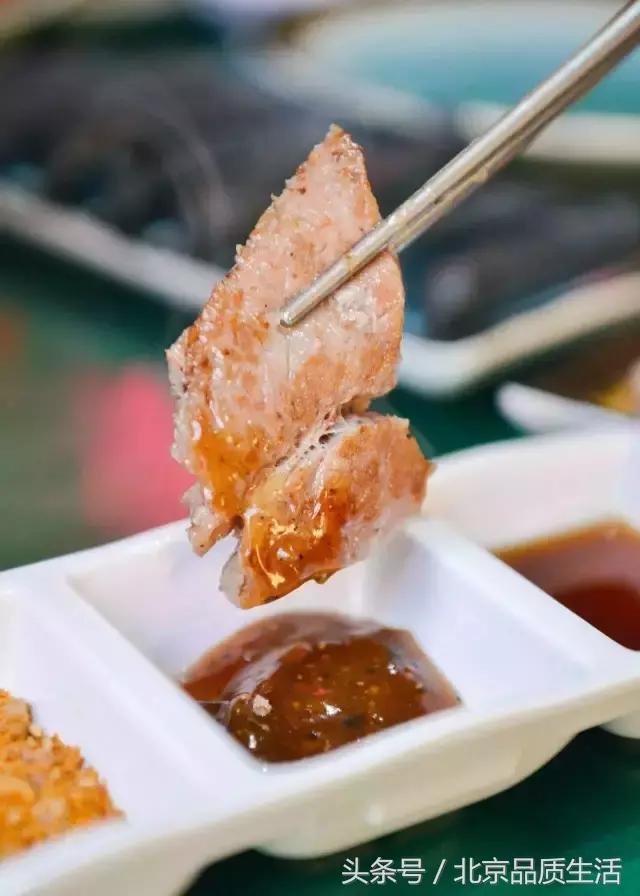 火爆南锣的食肉兽小馆搬到三里屯啦！排到天荒地老也要吃到！