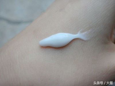 美白身体乳何穗怎么样使用,何穗美白精华推荐